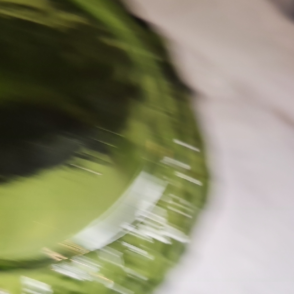 VTG- EO Brody - Textured Green Glass Bowl - Picture 4 of 8